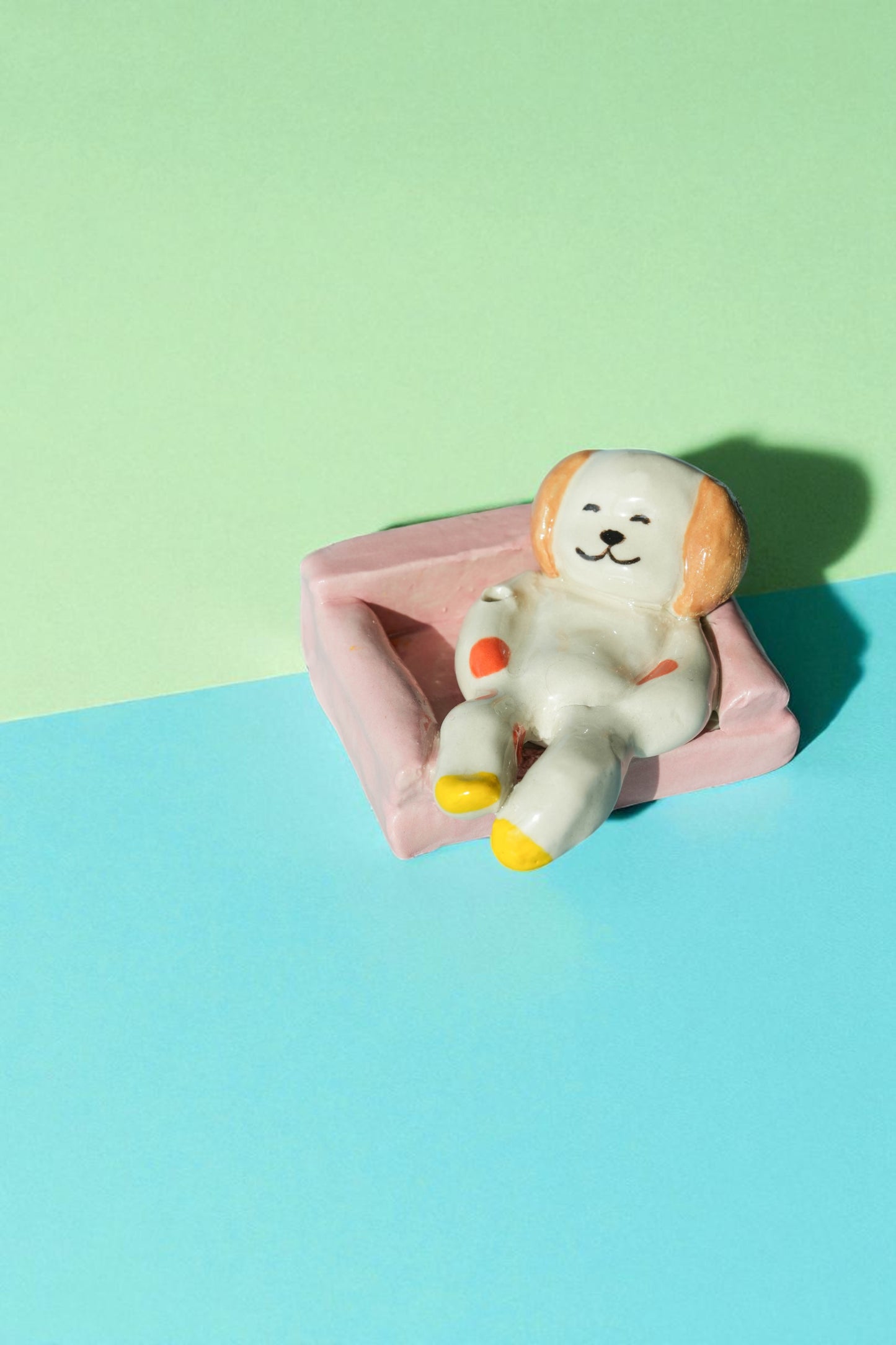 Lazy puppy incense holder