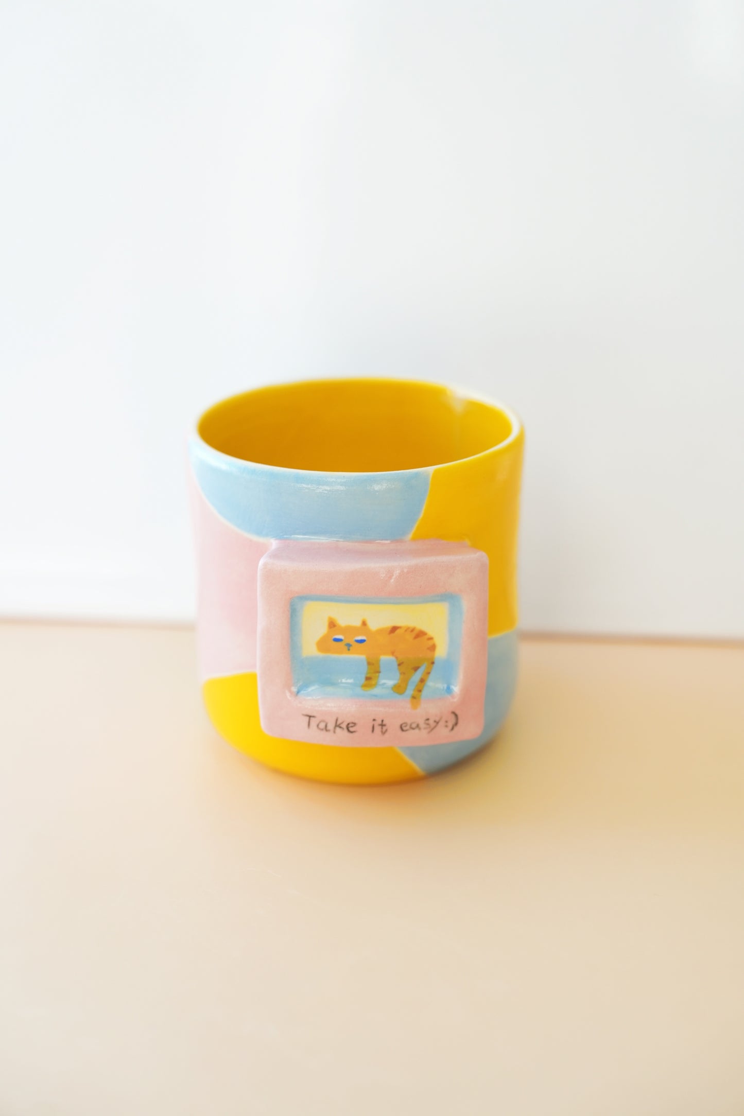 TV cat mug