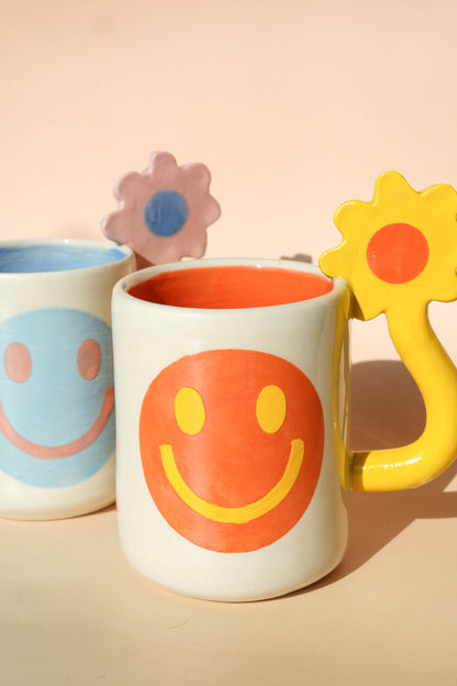 Smiley flower mug
